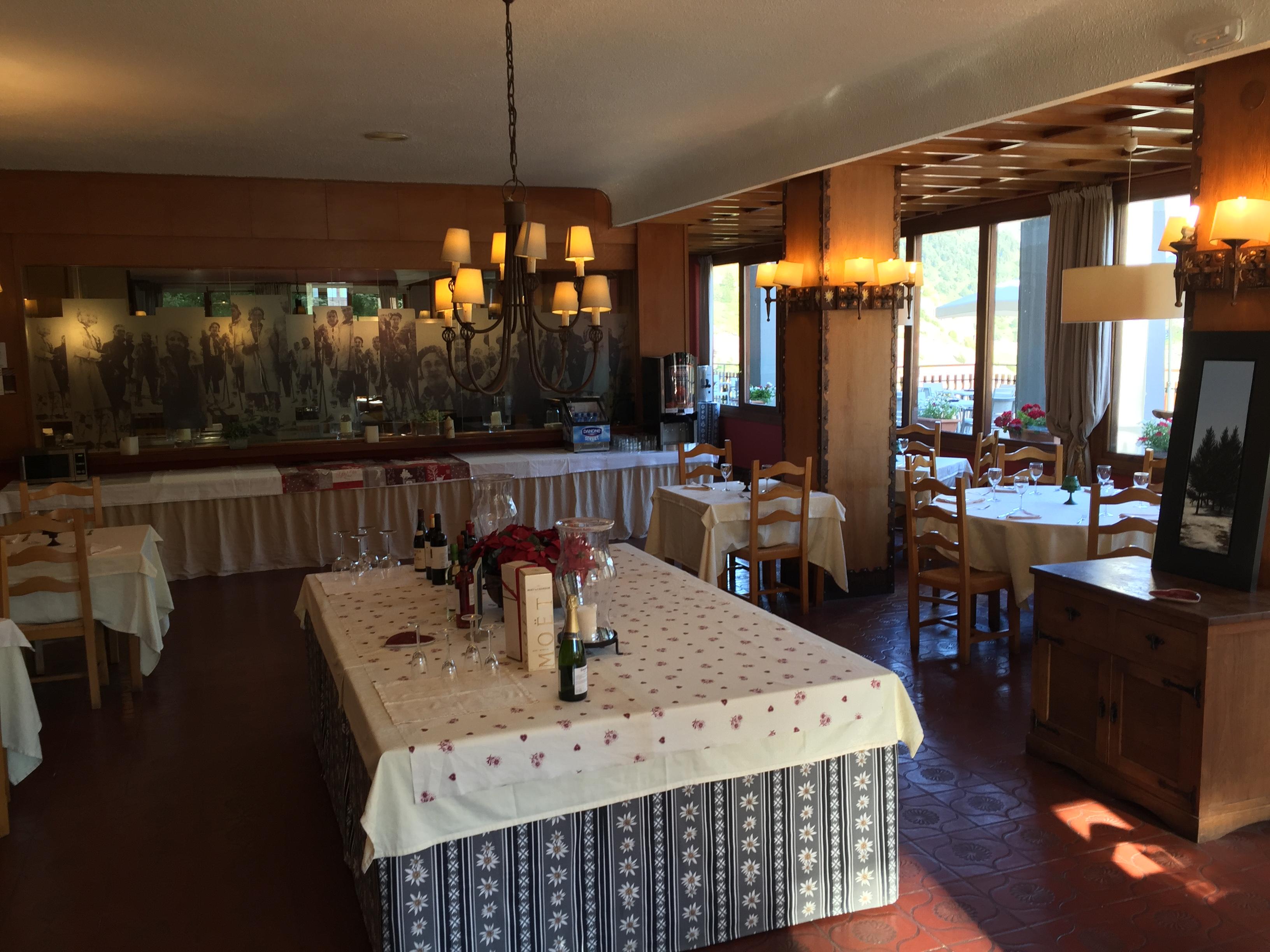 Hotel Edelweiss Candanchú Εξωτερικό φωτογραφία