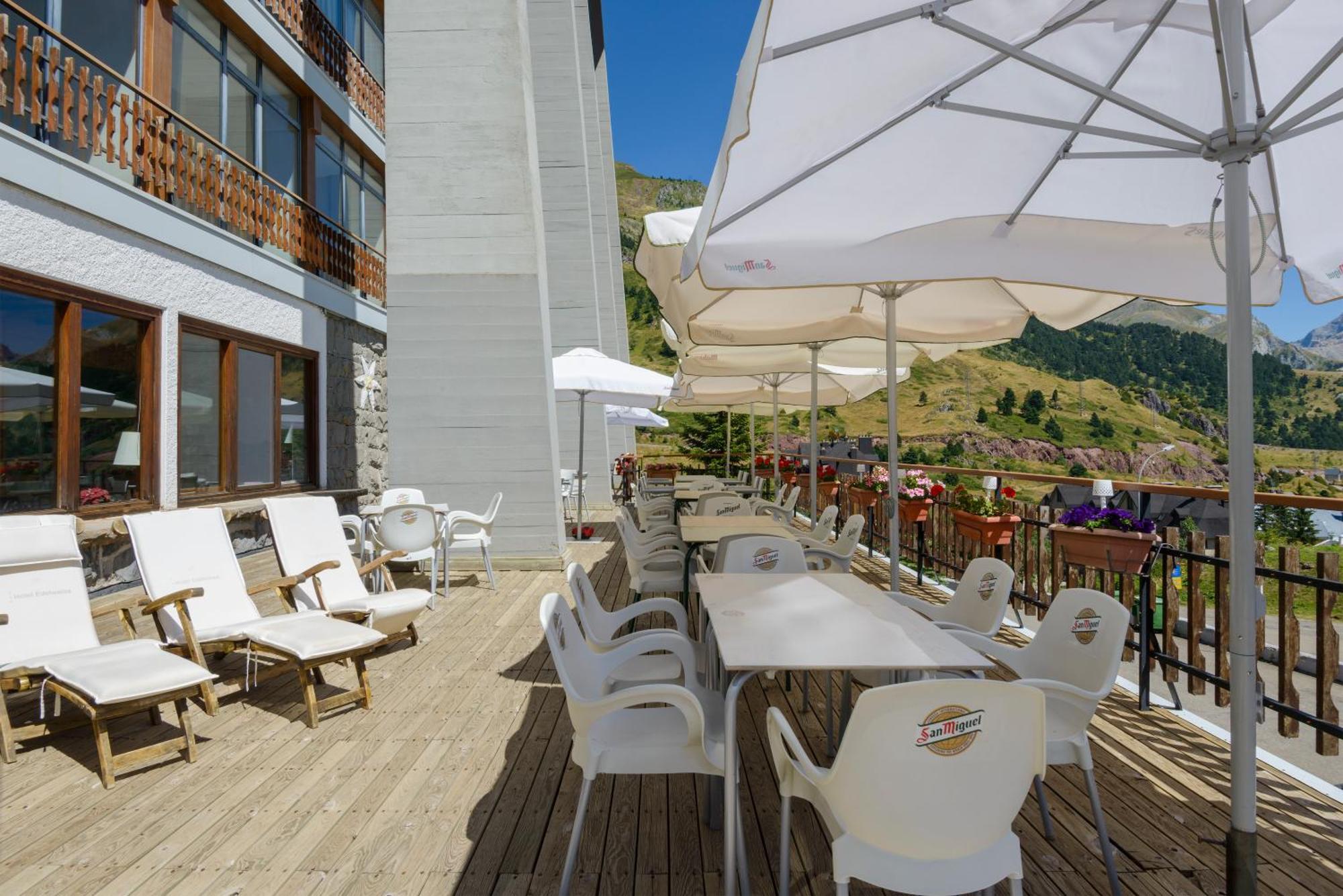 Hotel Edelweiss Candanchú Εξωτερικό φωτογραφία