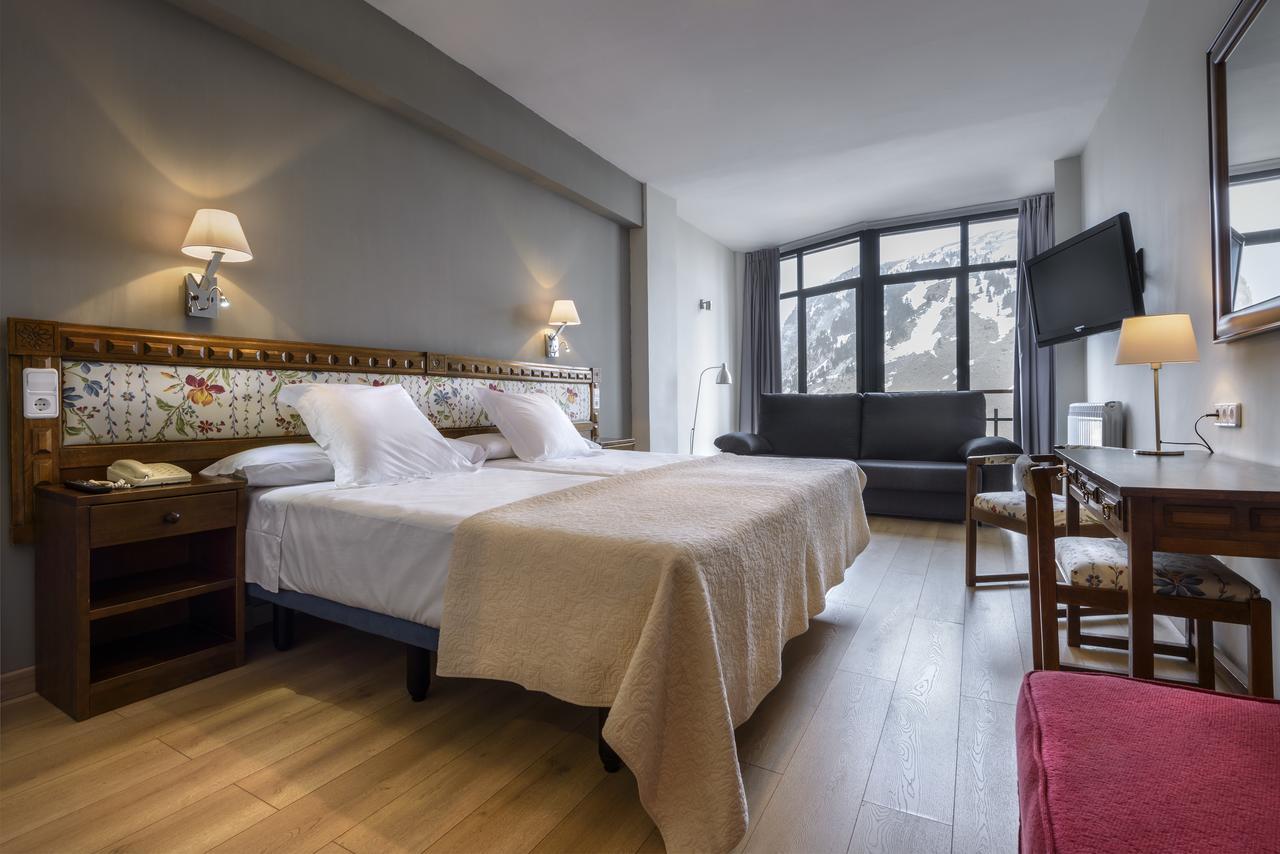 Hotel Edelweiss Candanchú Εξωτερικό φωτογραφία